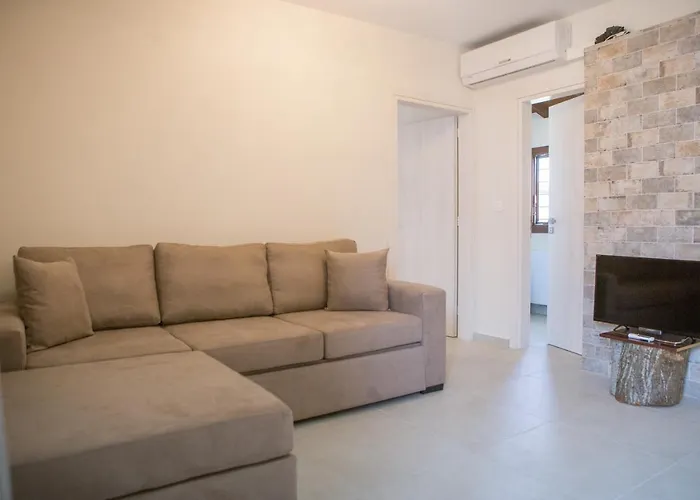 Ilenia Guesthouse